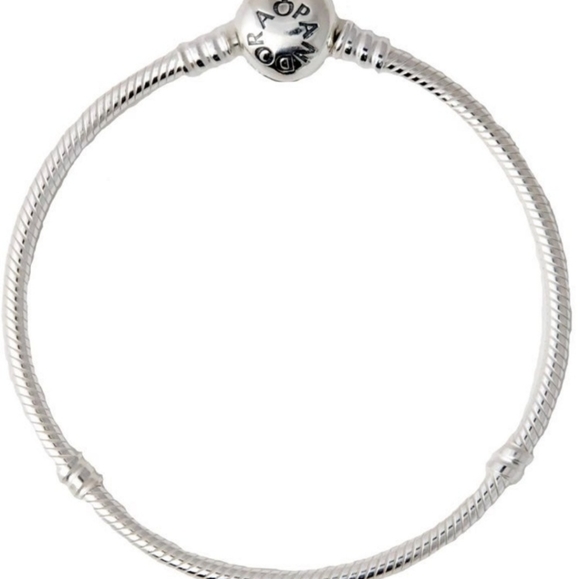 Pandora Moments Heart Clasp snake chain bracelet - Picture 2 of 7